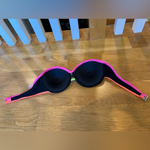 Strapless bathing suit top! - Picture 7 of 9